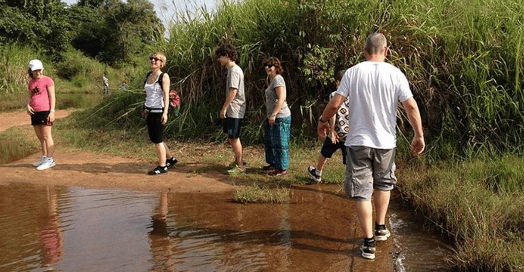 All-Inclusive Sigiriya Dorftour mit traditionellem Mittagessen - Hizvo
