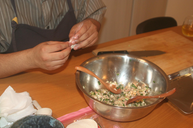 Osaka: Japanese Home Cooking Class with Sake Osaka: Japanese Home Cooking Class with Sake
