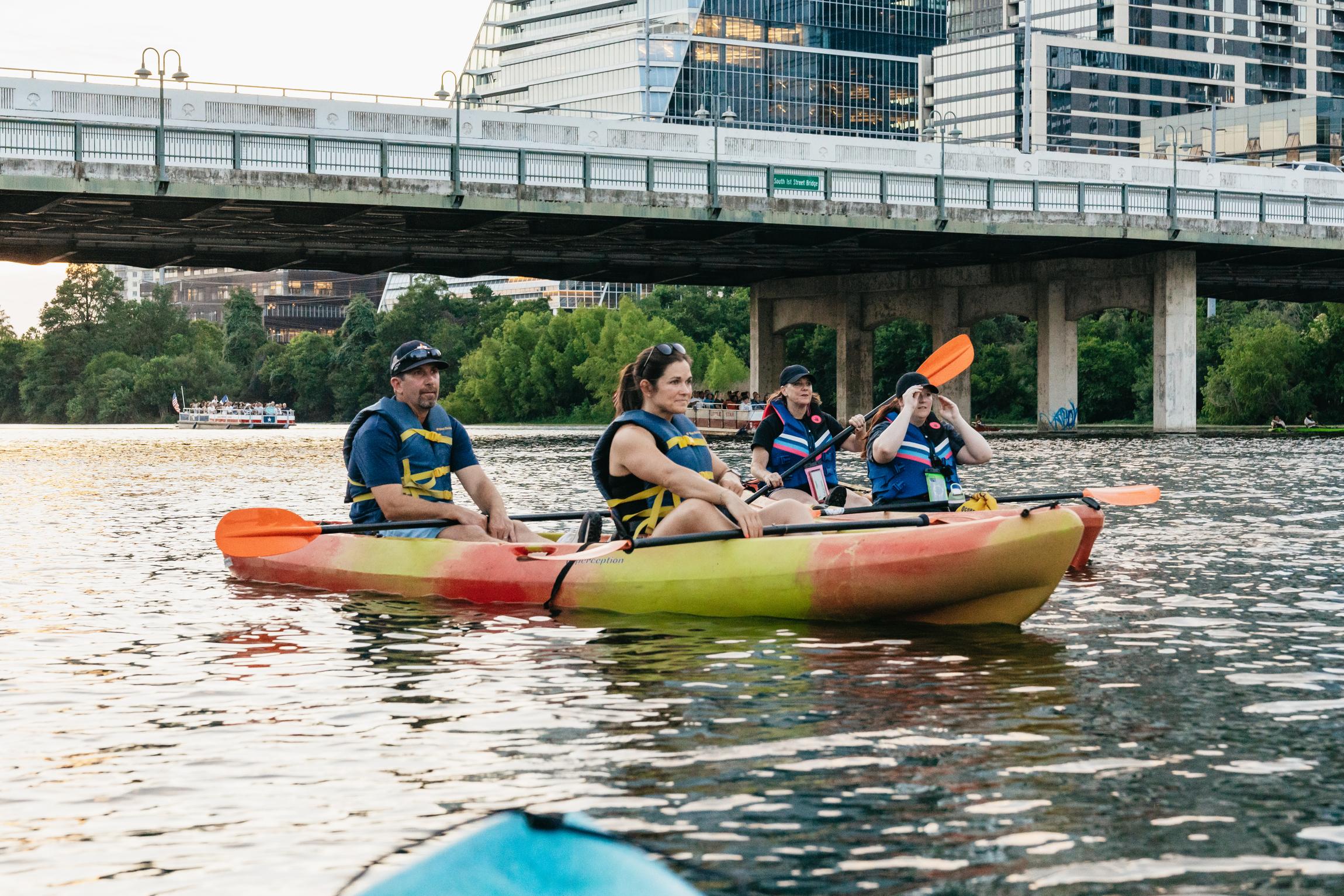 Austin: Kajaktour zur Fledermausbeobachtung bei Sonnenuntergang