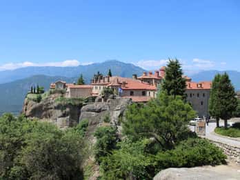 Desde Salónica :Tour privado en coche a Meteora