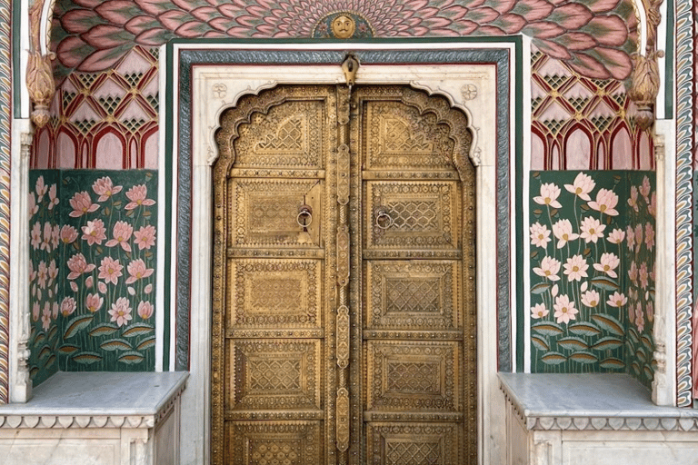 Jaipur Private City Tour with Guide, Car & Skip-the-Line