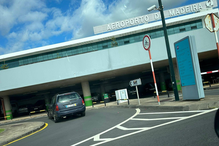 Madère : Transfert de l&#039;aéroport à n&#039;importe quel endroit vers Funchal ou Fnc vers AirpMadeira Airport Transfers To Anywhere Funchal OrFunc.toAirpo