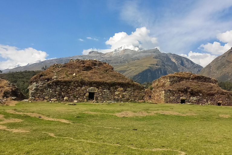 Laguna Rocutuyoc and Honkopampa Ruins Private Service