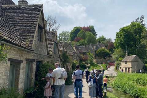 Cotswolds: Private One-Day Tour by Car