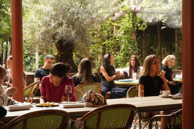 Tbilisi: Cafe Hopping Guided Tour - Right Side