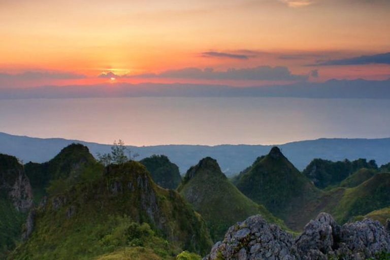 宿务：奥斯梅尼亚峰与卡瓦桑峡谷探险一日游宿务：奥斯梅尼亚峰和卡瓦山峡谷探险一日游