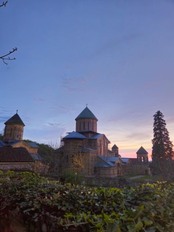 Visit Bagrati Cathedral, Motsameta monastery Gelati monastery tour in Kutaisi