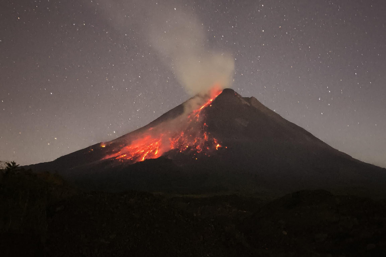Yogyakarta Merapi Secret Coffee Tour. Active Volcano Views Midnight Merapi volcano Lava View