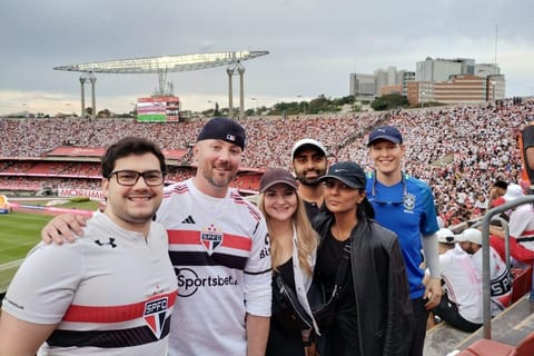 São Paulo: Join a São Paulo football game with a local fan
