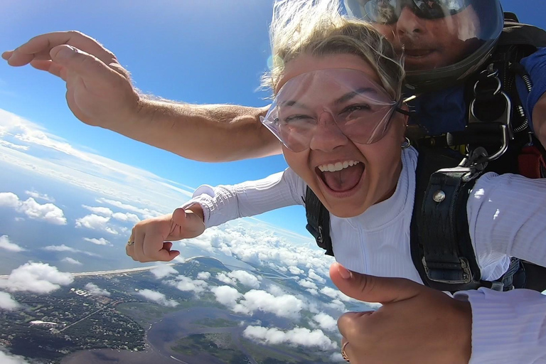Jacksonville: Tandem Skydiving Experience