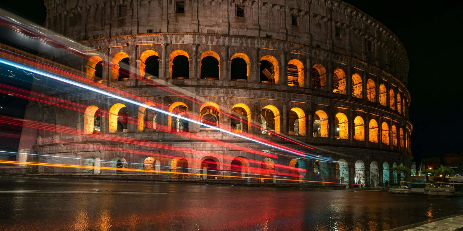 Rome: Colosseum All-Access Underground Night Tour with Arena — gallery image 6