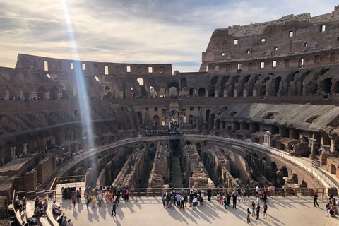 Rom: Colosseum Colosseum, Forum och Palatinkullen Guidad tur