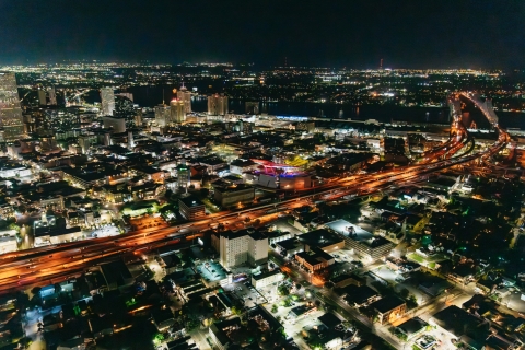 Nouvelle-Orléans: visite nocturne privée en hélicoptère des lumières de la villeVisite nocturne des lumières de la ville de 15 milles