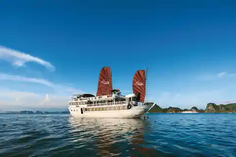 Bahía de Bai Tu Long 2 Días 1 Noche Con Crucero Renea