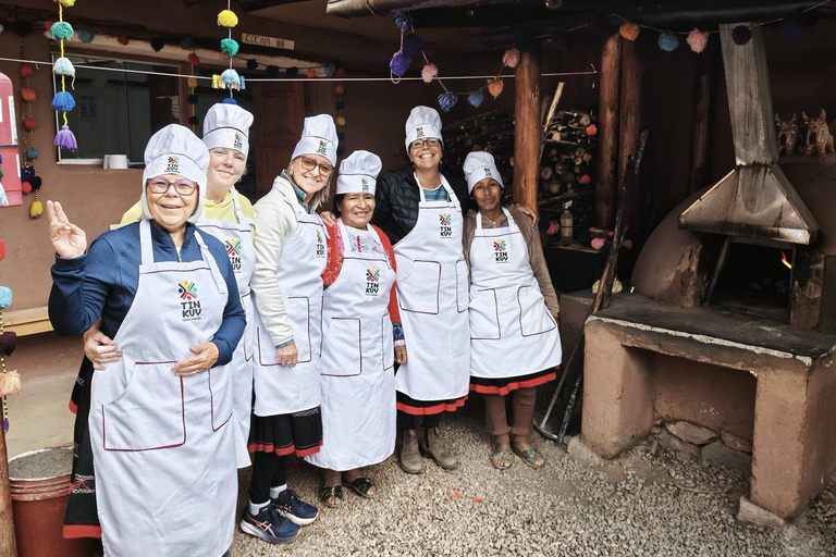 Cusco: Cuyo Chico Experience in Ancestral Art and Andean Flavors + Pisac Cusco: Cuyo Chico Experience in Ancestral Art and Andean Flavors + Pisaq