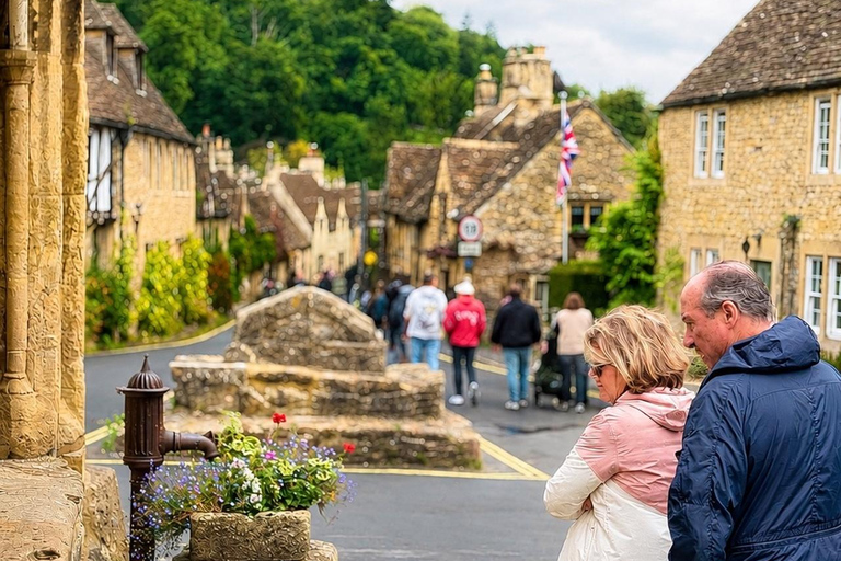 London: Stonehenge, Castle Combe, & Bath Luxury Private Tour