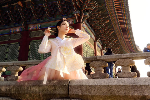 Seoul: Modern Hanbok Dress Photoshoot Gyeongbokgung Palace