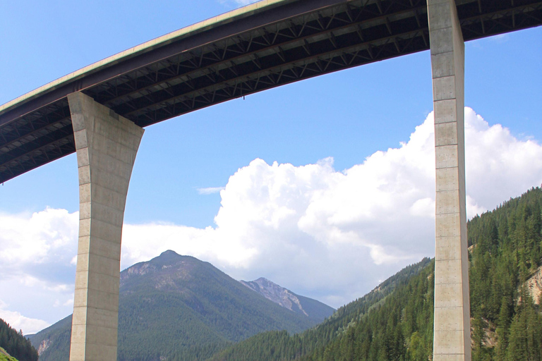 Kicking Horse River: Whitewater Rafting Half-Day Trip