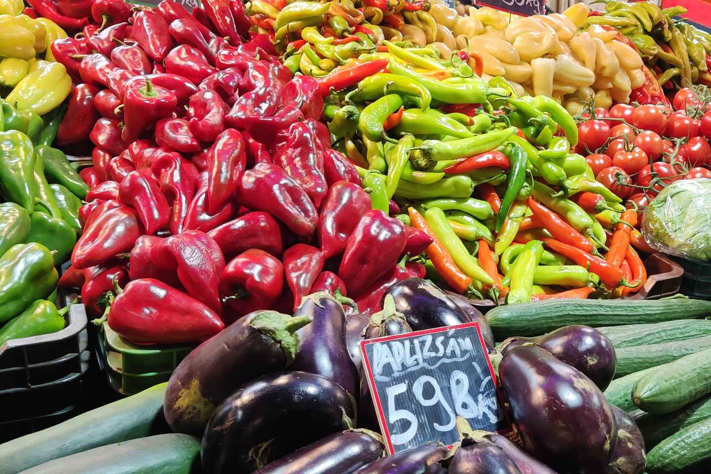 Budapest: Recorrido Guiado de Comida en el Mercado Central con Degustaciones