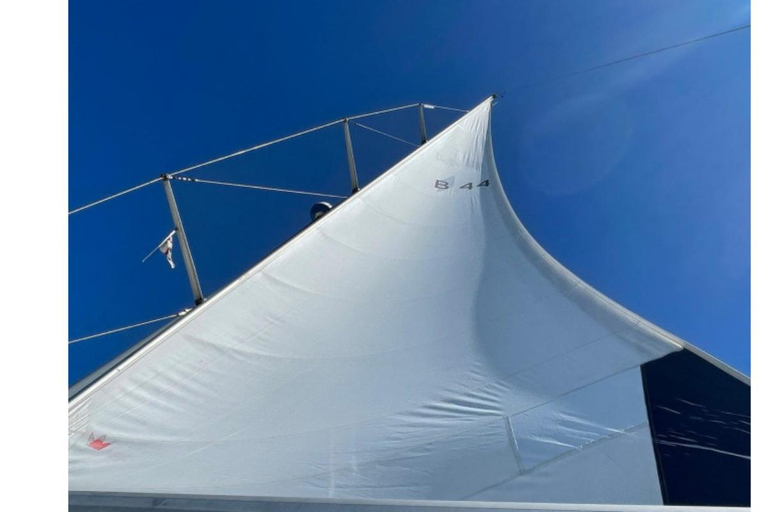 Maddalena Archipelago: Full-Day Sailboat Tour with Lunch