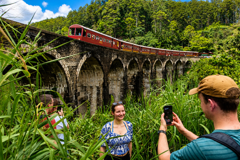 Ella: Hidden Trails Tuk-Tuk Tour with Waterfalls