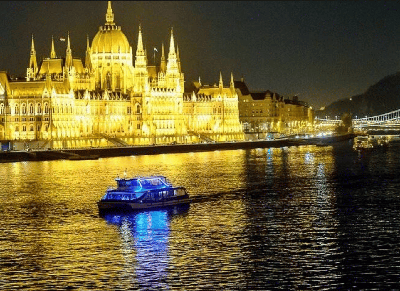 budapest-dinner-cruise-with-operetta-and-folk-show-no-booking-fee