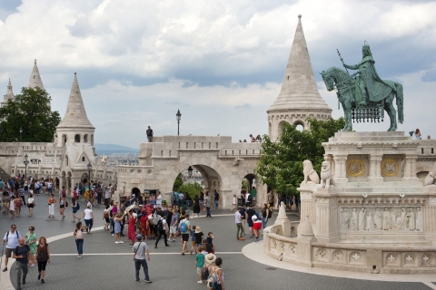 Boedapest: klassieke wandeltocht door het Buda kasteelGedeelde tour met standaardgroep