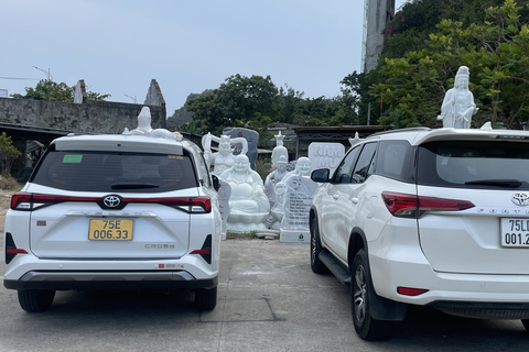 Hue naar Hoi An met de auto met Engels sprekende chauffeur