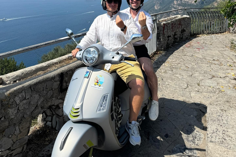 Sorrento Coast: Discover Hidden Gems by Vespa with a Buddy