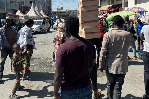 Addis Ababa: Muslim-Friendly Private Tour with Halal Food