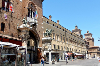 Ferrara: Walking Tour, Highlights and Food Tastings