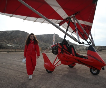 Capadócia: a experiência de parapente motorizado sobre Göreme