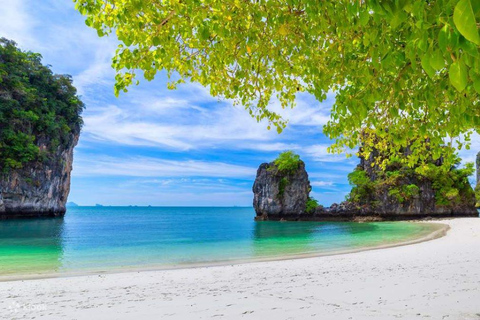 Passeio de barco particular pela ilha de Krabi HongPasseio pela ilha de Krabi Hong em um barco particular de cauda longa