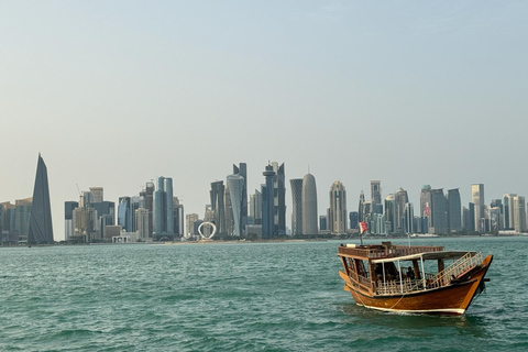 Atração da cidade de Doha e passeio de barco Dhow (Doha Panoramic Tour)Excursão em grupo