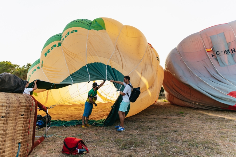 Majorka: Godzinny lot balonemMajorka: Godzinny lot balonem o zachodzie słońca