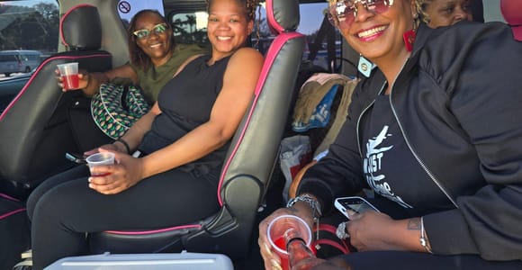 Negril: Margaritaville, Rick&#39;s Cafe, and Shopping Day Tour