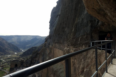 Tbilisi: Vardzia Caves, Rabati Castle and Borjomi Day Trip