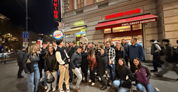 Budapest: Pub Crawl & Ruin Bar Tour – Free Shots & VIP Entry
