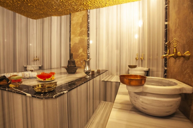 Antalya: Bagno turco boutique per piccoli gruppi in centroBagno turco boutique per piccoli gruppi con massaggio di 40 minuti