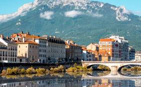 Grenoble : Outdoor Escape Game Robbery In The City