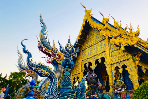 Chiang Mai: Chiang Rai-White-Blue-Big Buddha &amp; Lalitta Café[Privat] Chiang Rai-Weiß-Blau-Big Buddha &amp; Lalitta Café