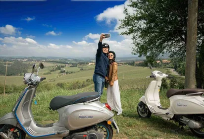 Florenz: Vespa- oder Fiat Topolino-Tour durch die Chianti-Weinregion Florenz: Vespa- oder Fiat Topolino-Tour durch die Chianti-Weinregion