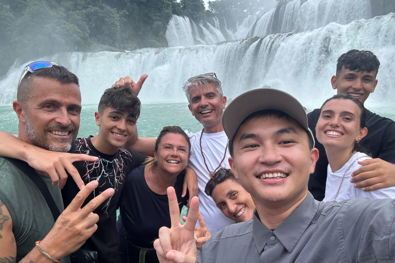 从河内出发：3日游览高平的亮点。从河内出发：3天高平精华游。