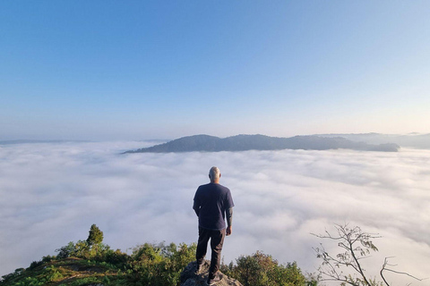 من شيلونج: رحلة شروق الشمس الصباحية المصحوبة بمرشد