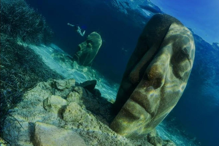 Cruise tour around the Lerins Islands with swimming, departing from Cannes