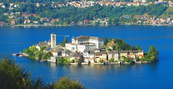Orta: Private Lake Orta and Isola San Giulio Walking Tour