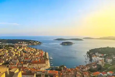 Split Airport: Speedboat Taxi transfer to/from Hvar