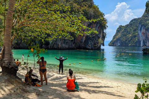 Koh Yao Yai/Noi: Tour privato con barca a coda lunga per il giro delle isoleTour privato dal molo di Chong Lard