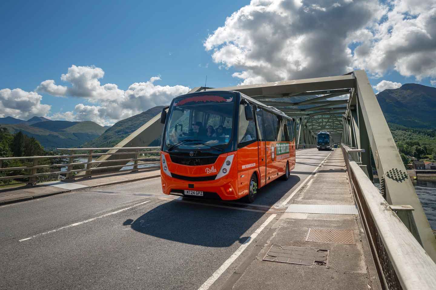 Edinburgh to Inverness: Glencoe, Glenfinnan and Highlands