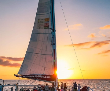 Simpson Bay: Lambada Sunset Cruise of Sint Maarten